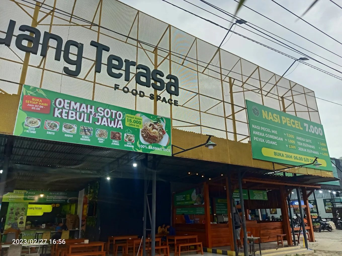 Oemah Soto & Kebuli Jawa